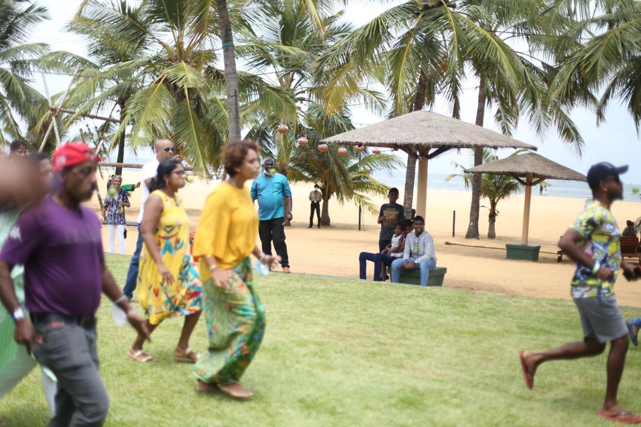 Goldi Sands Hotel Negombo Exterior foto